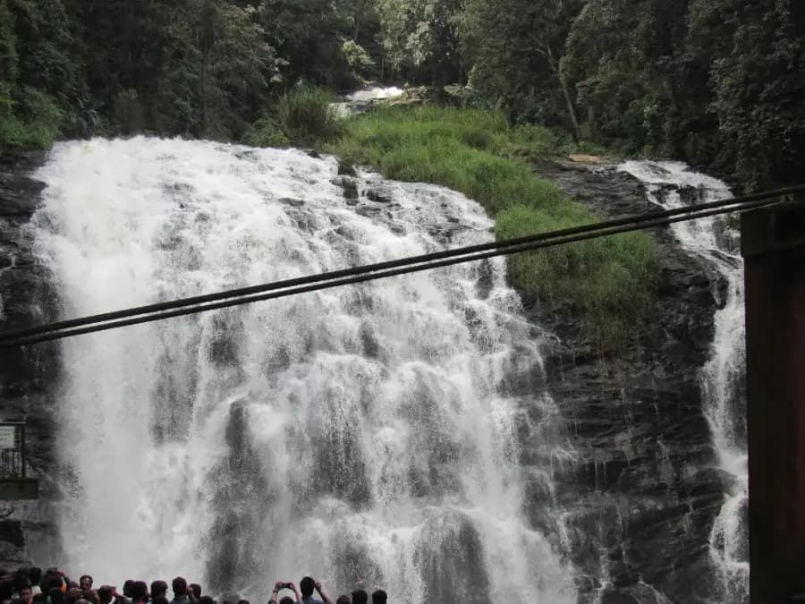Coorg Monsoon Escape: Mandalpatti Jeep Trail photo 3